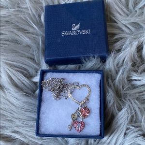 Beautiful Swarovski crystal necklace